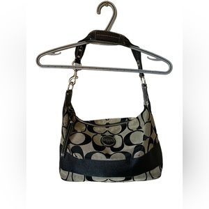 𝅺COACH Shoulder Purse